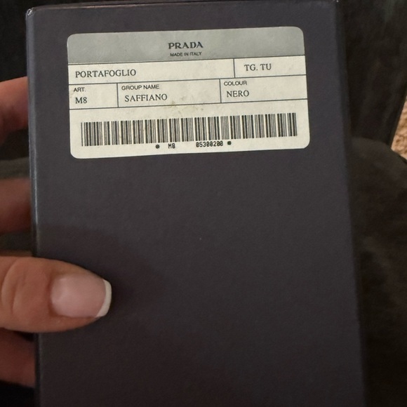 Prada authentic Tessuto Black Leather Card Holder wallet new in box - Picture 14 of 15